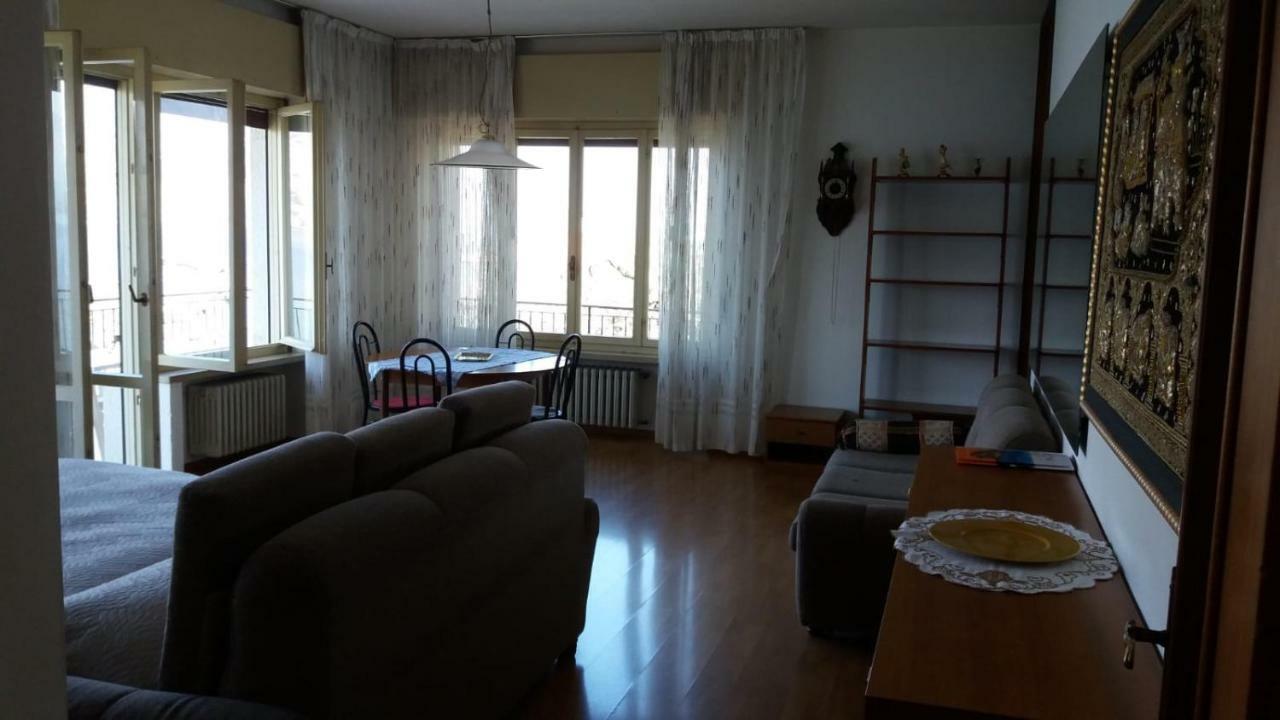 La Virgola Apartments Бренцоне-суль-Гарда Екстер'єр фото